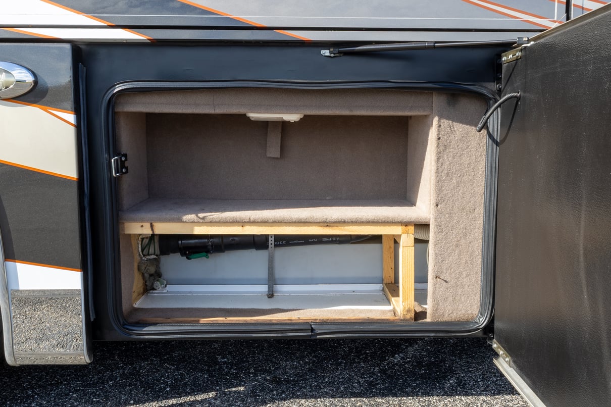 2015 Entegra Cornerstone 45B gallery image-35