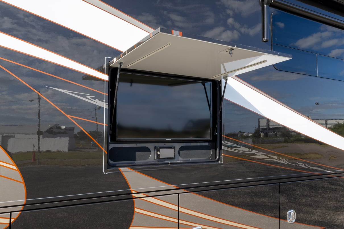 2015 Entegra Cornerstone 45B gallery image-40