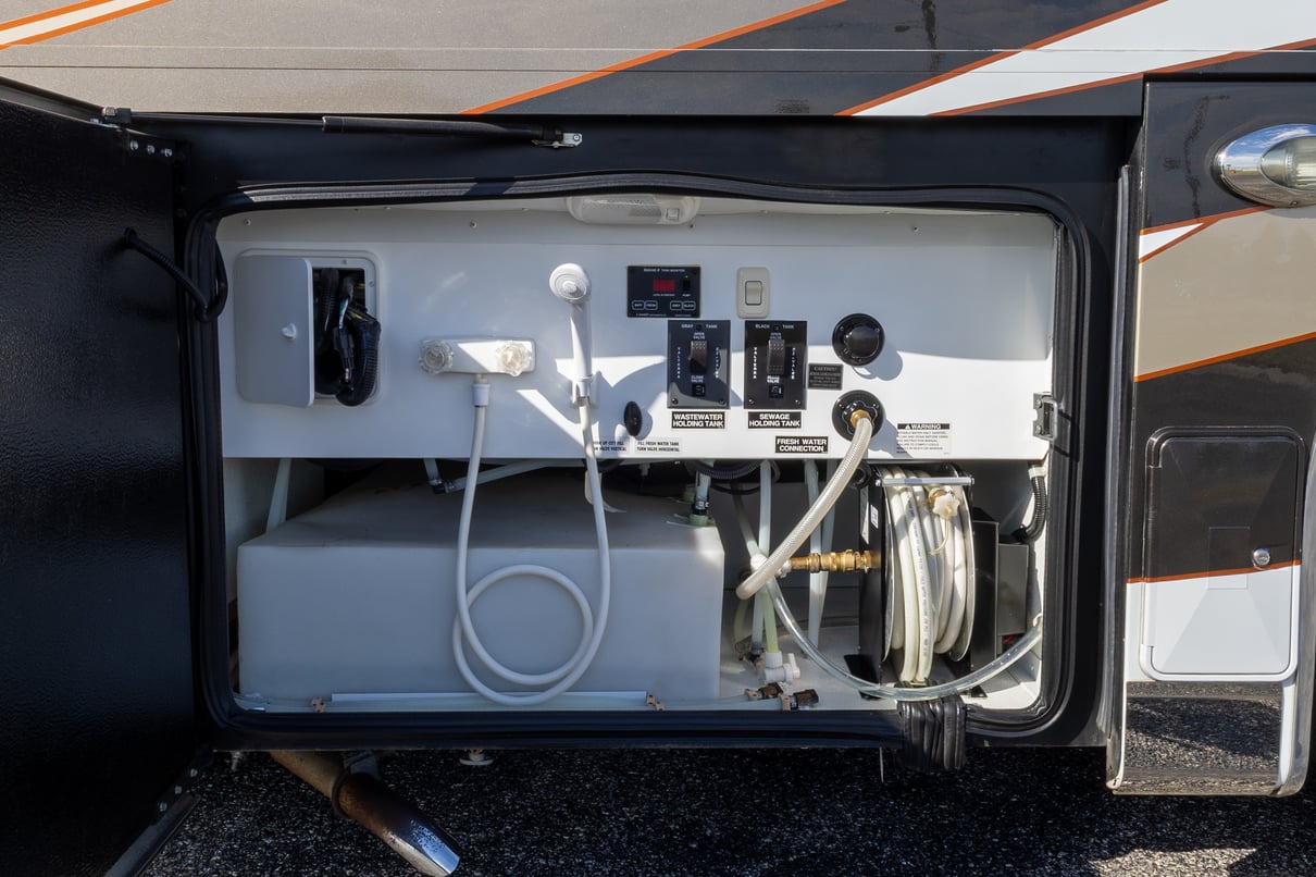 2015 Entegra Cornerstone 45B gallery image-46