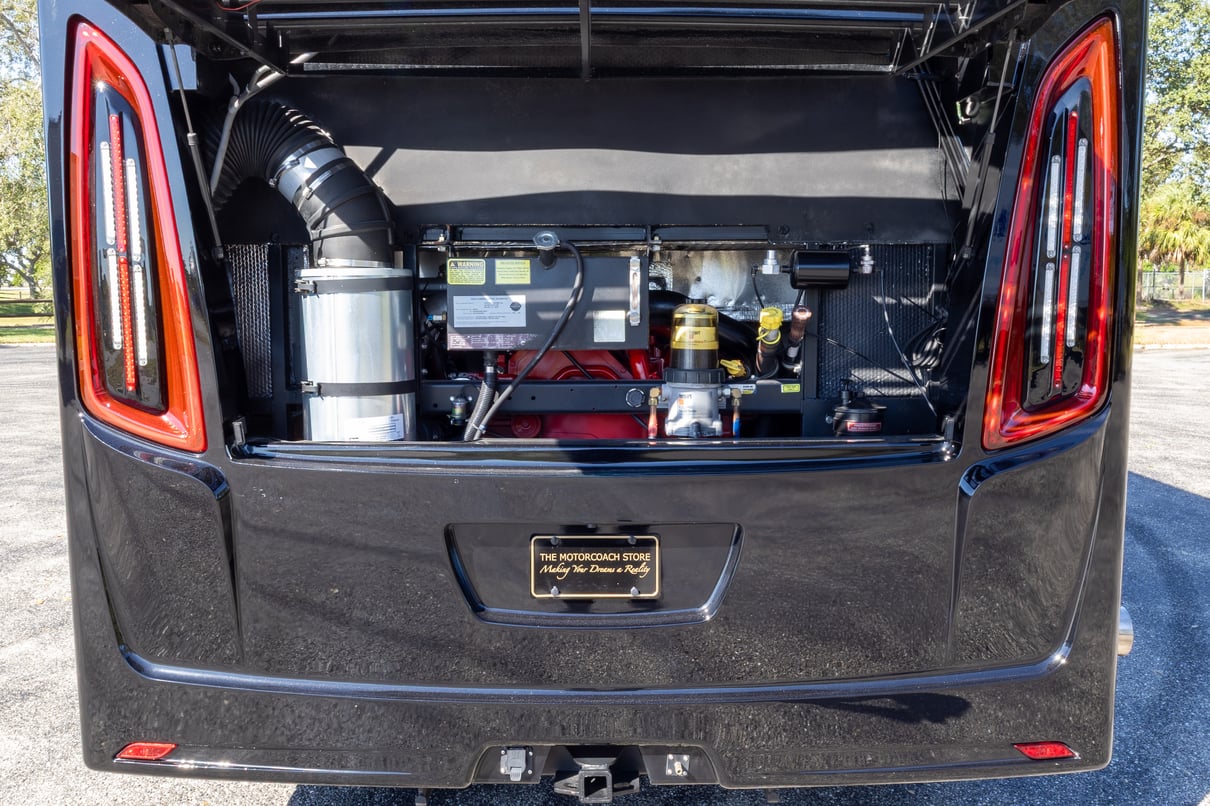 2022 Tiffin Zephyr 45 PZ gallery image-50