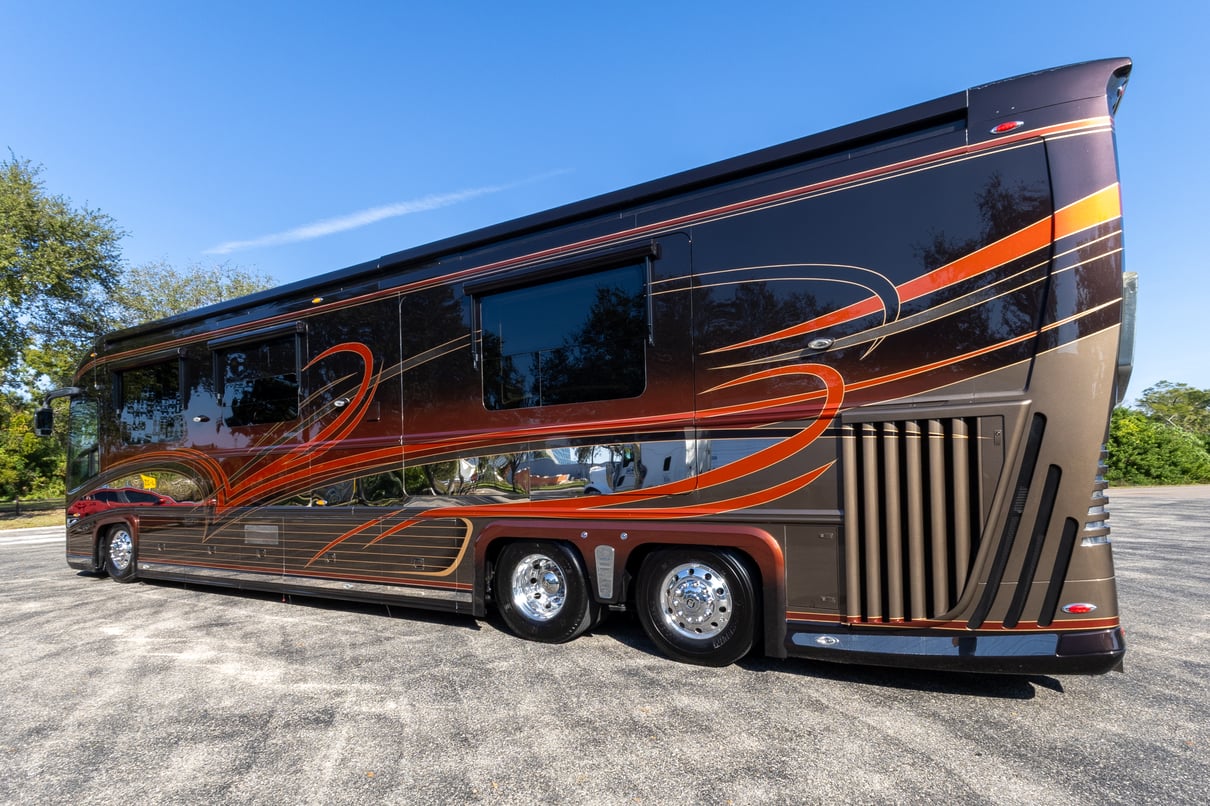 2013 Newell P2000i gallery image-8