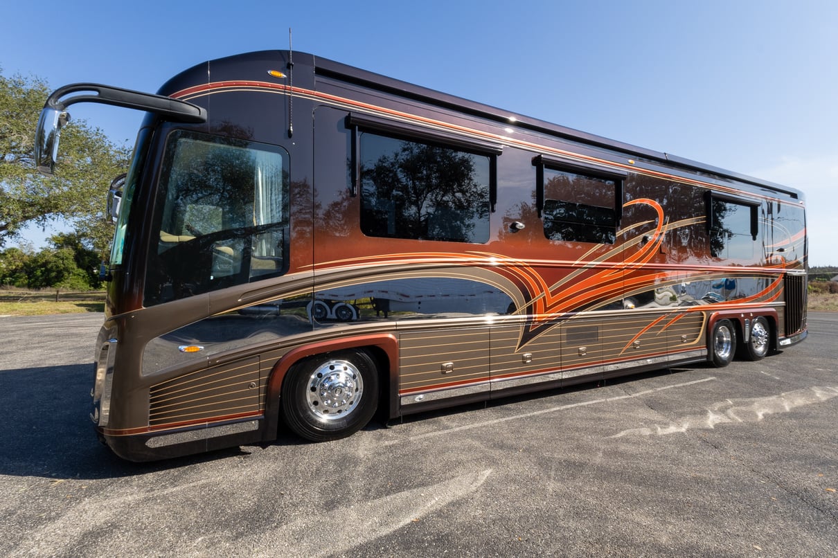 2013 Newell P2000i gallery image-10