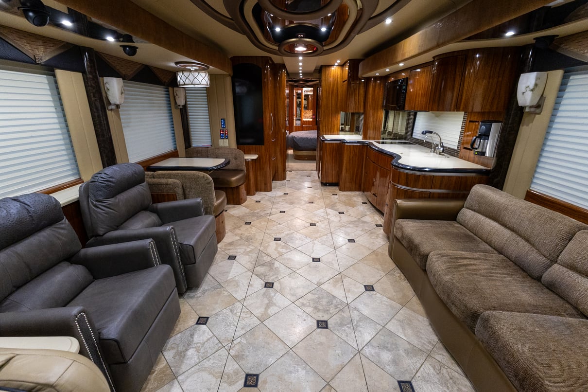 2013 Newell P2000i gallery image-14