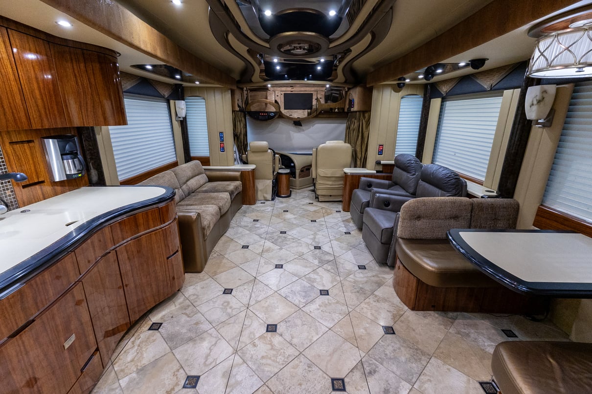 2013 Newell P2000i gallery image-21