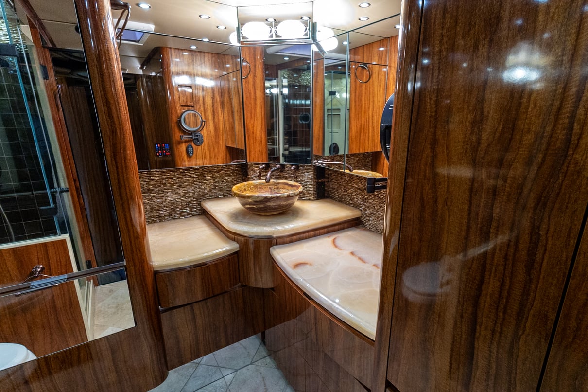 2013 Newell P2000i gallery image-28