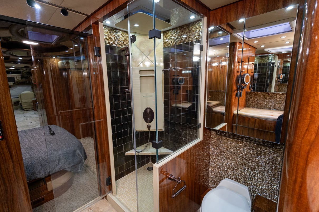 2013 Newell P2000i gallery image-29