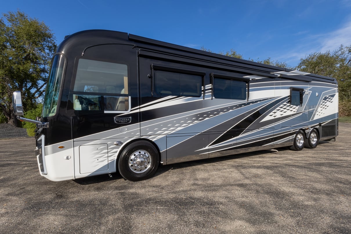 2023 Entegra Anthem 44W gallery image-10