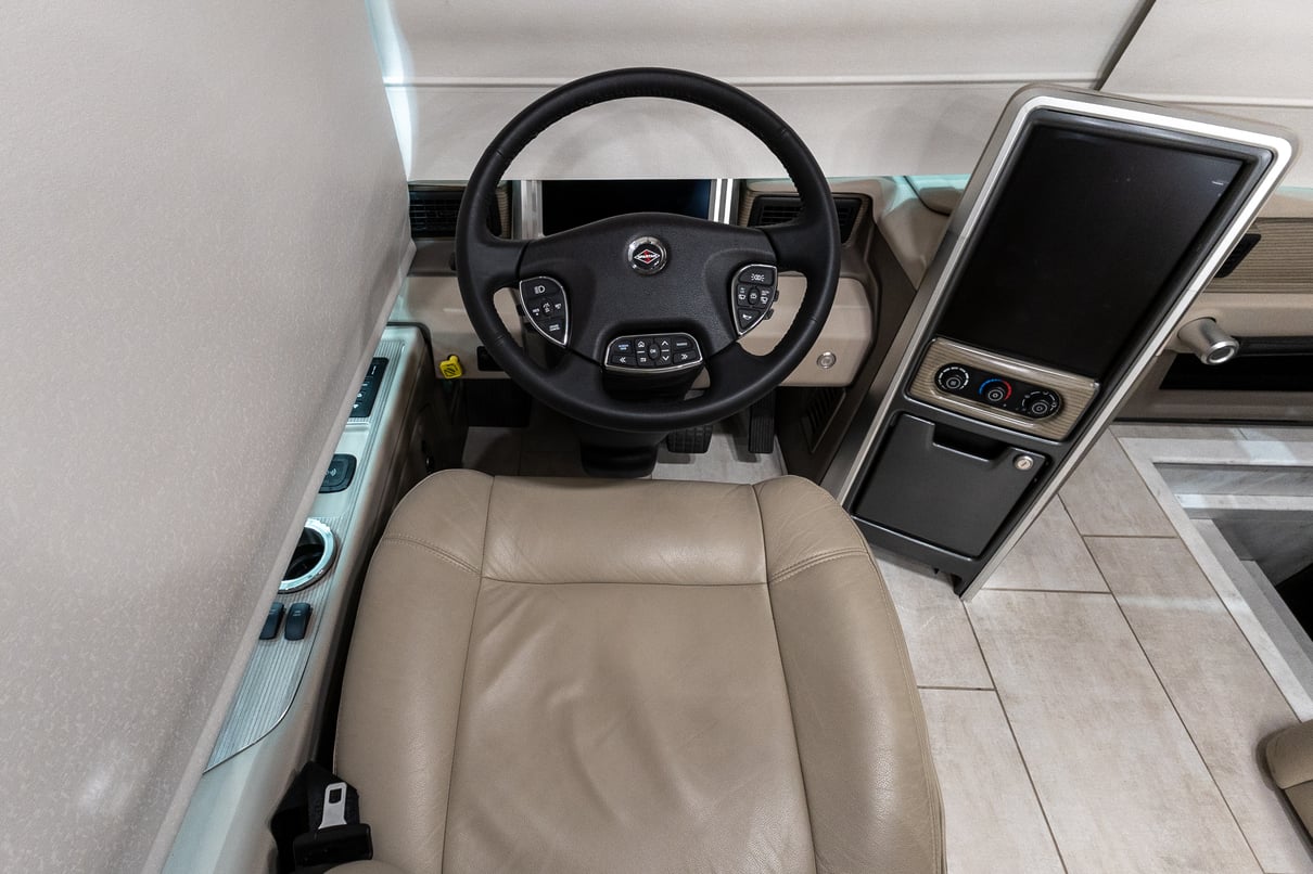 2023 Entegra Anthem 44W gallery image-13