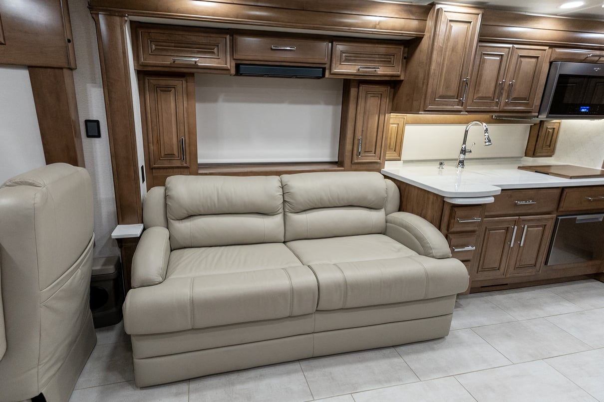 2023 Entegra Anthem 44W gallery image-17