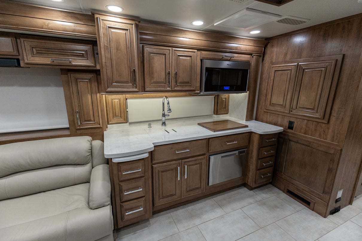 2023 Entegra Anthem 44W gallery image-18