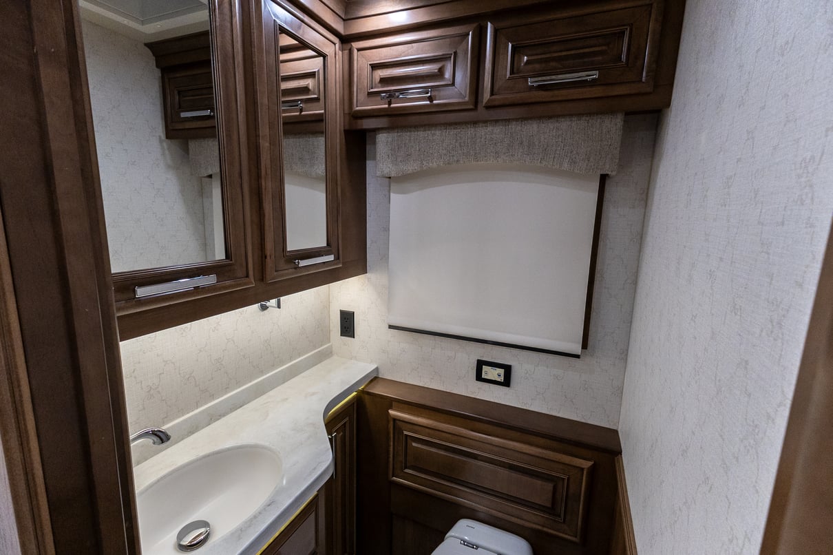 2023 Entegra Anthem 44W gallery image-22