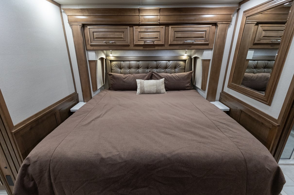 2023 Entegra Anthem 44W gallery image-25