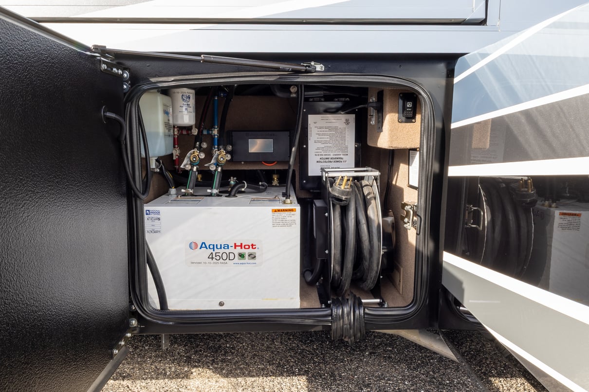 2023 Entegra Anthem 44W gallery image-46