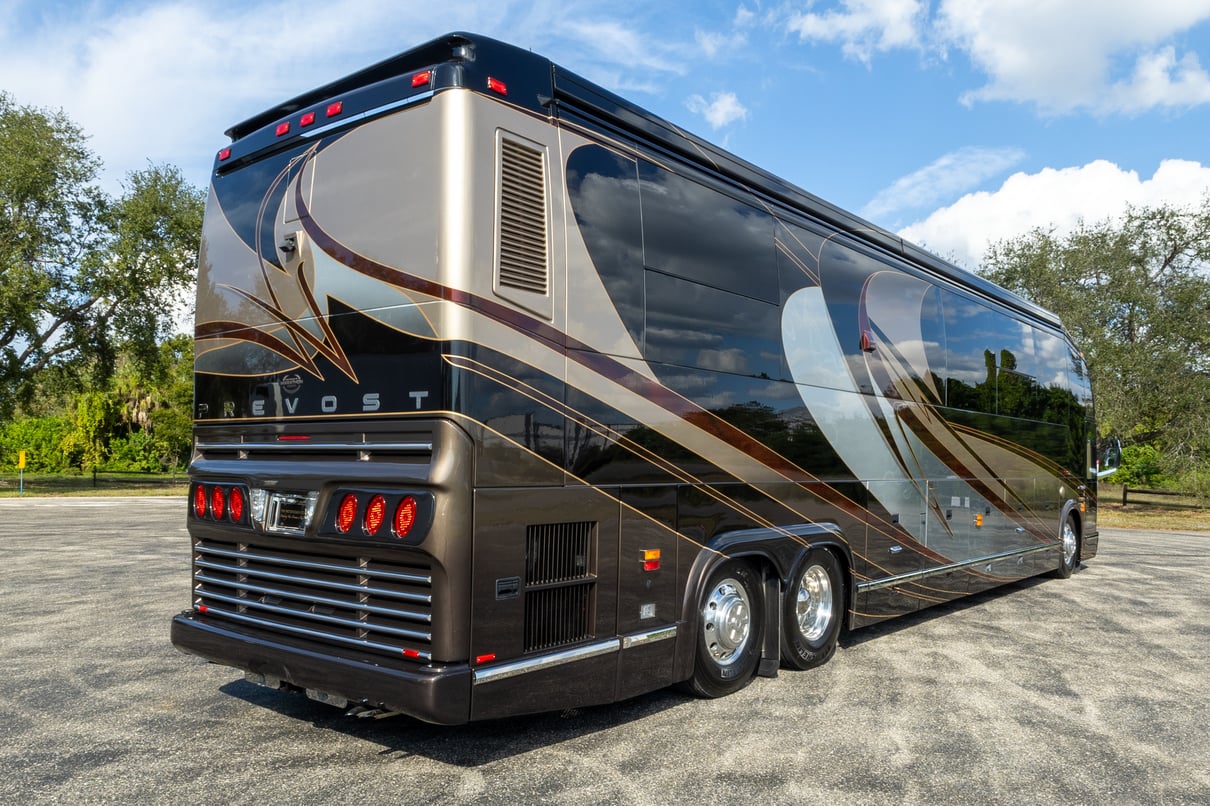 2008 Prevost Marathon H3 45 gallery image-5