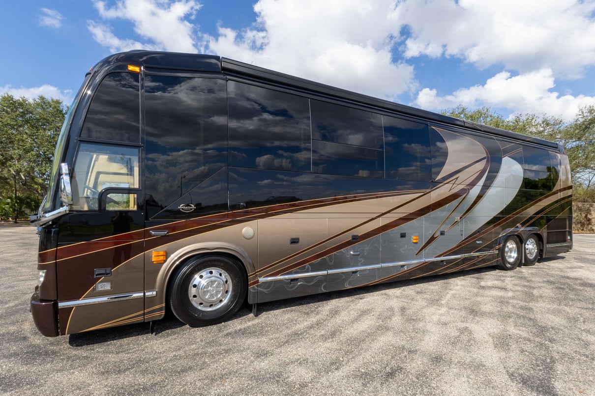 2008 Prevost Marathon H3 45 gallery image-10