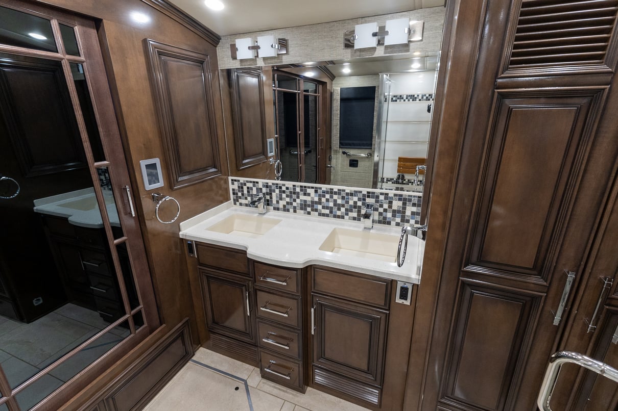 2020 Newmar Mountain Aire 4553 gallery image-28