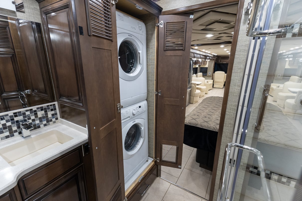 2020 Newmar Mountain Aire 4553 gallery image-31