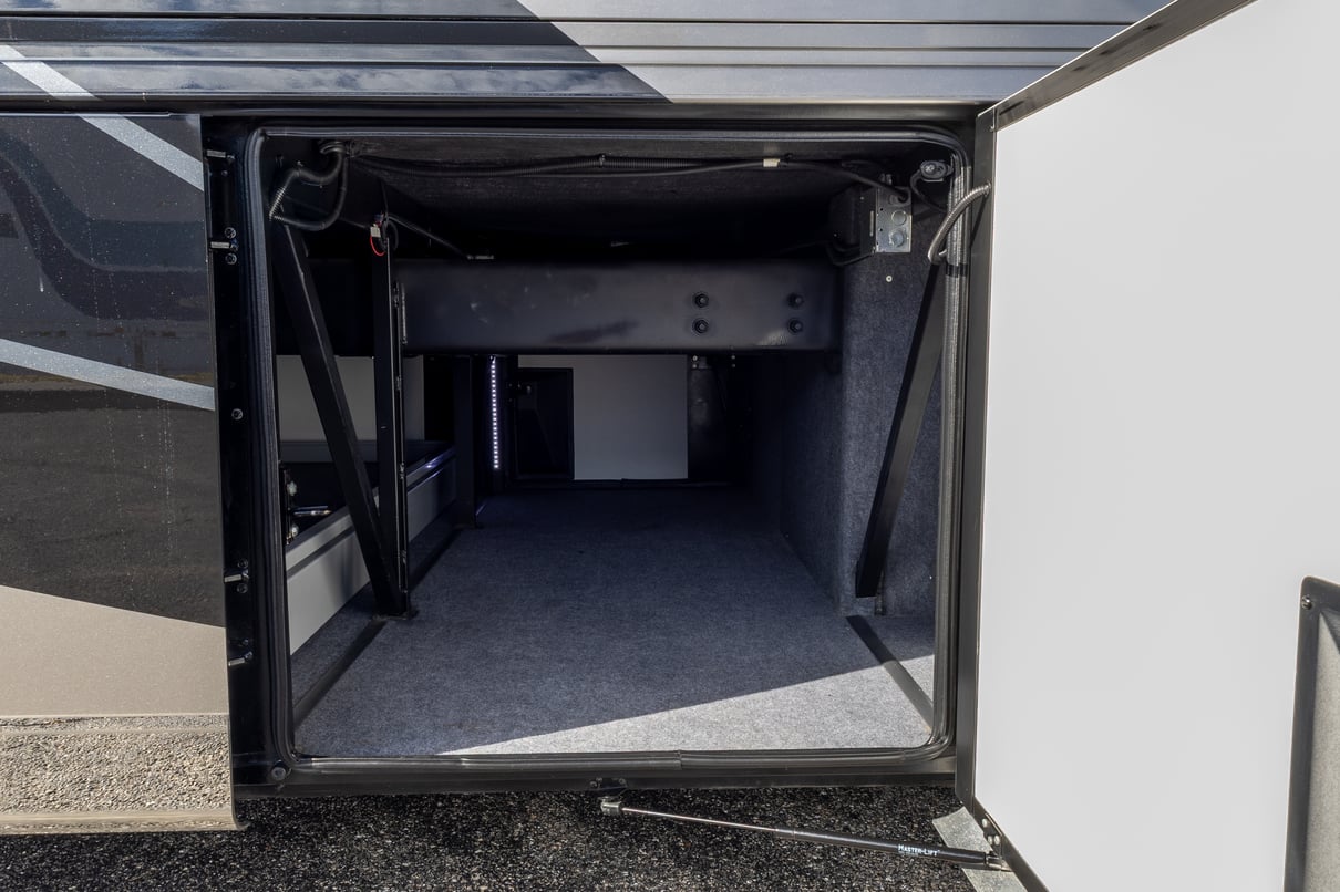 2020 Newmar Mountain Aire 4553 gallery image-39