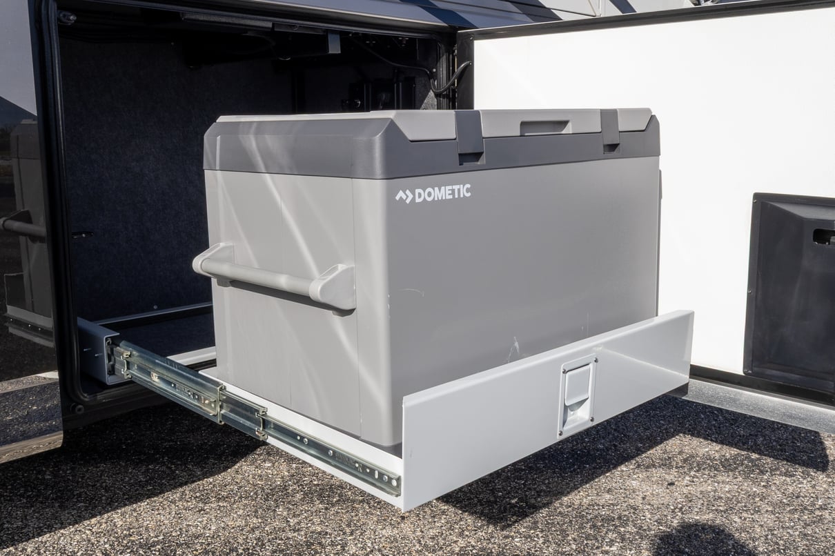 2020 Newmar Mountain Aire 4553 gallery image-40