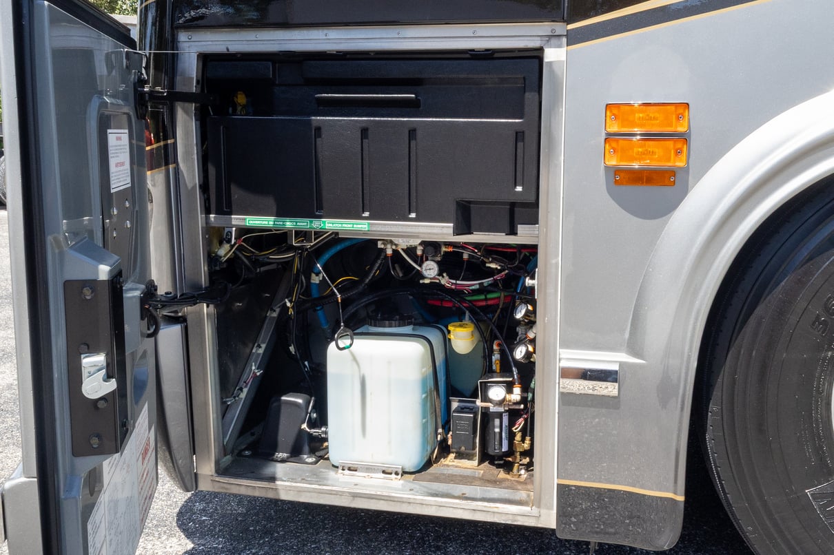 2008 Prevost Marathon H3 45 gallery image-40