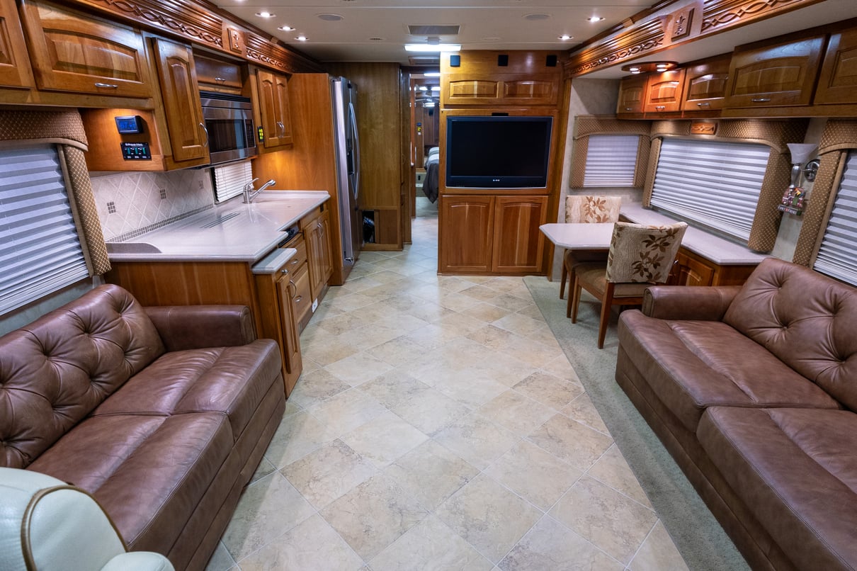 2008 Beaver Contessa 42M gallery image-14