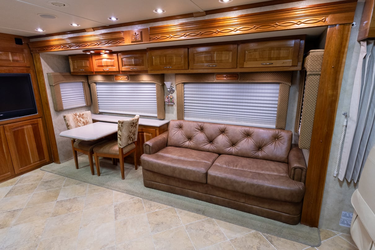 2008 Beaver Contessa 42M gallery image-15