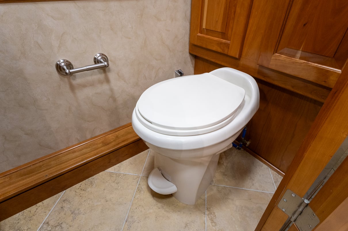 2008 Beaver Contessa 42M gallery image-24