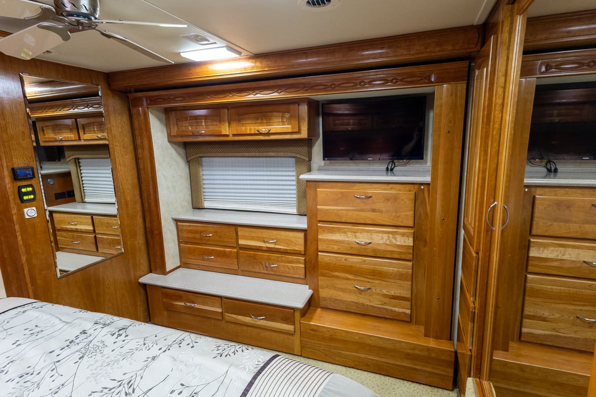 2008 Beaver Contessa 42M gallery image-29