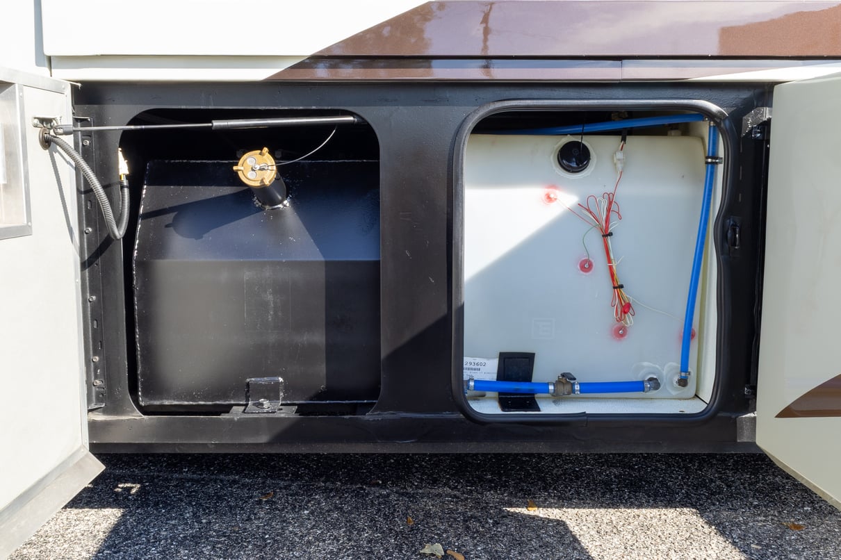 2008 Beaver Contessa 42M gallery image-40