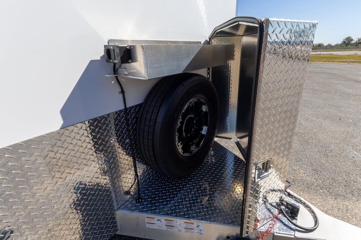 2026 Featherlite 24' Stacker Trailer 4414 gallery image-12