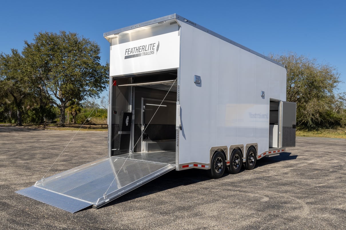 2026 Featherlite 24' Stacker Trailer 4414 gallery image-15