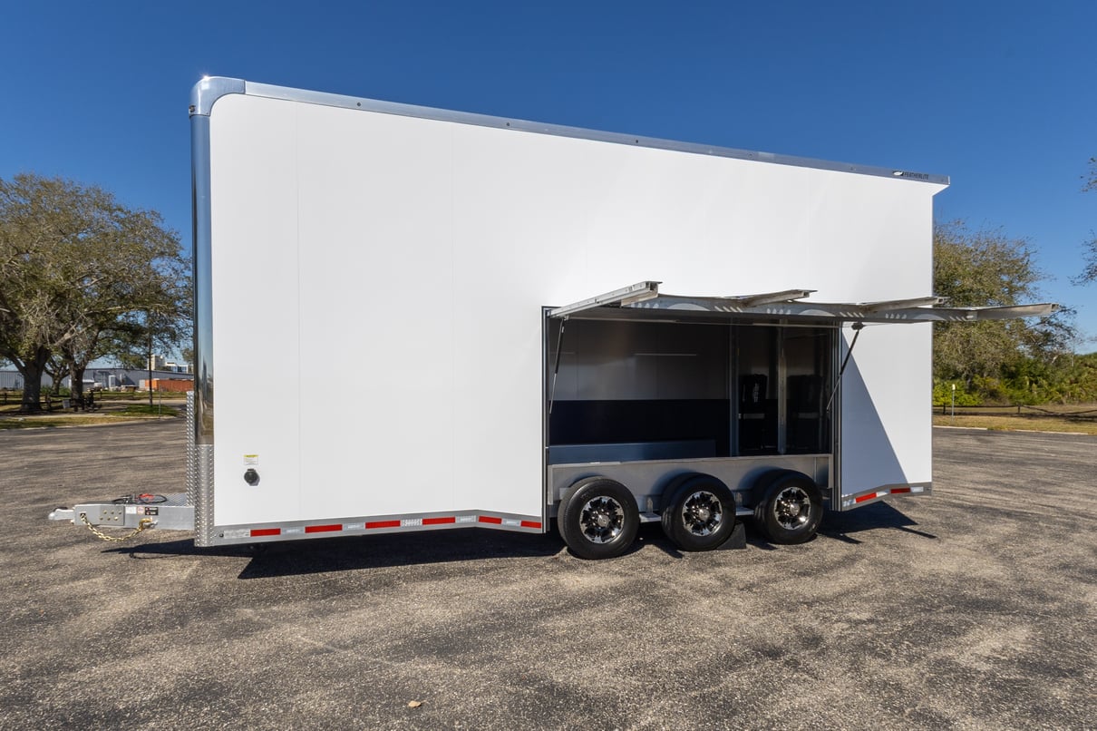 2026 Featherlite 24' Stacker Trailer 4414 gallery image-24