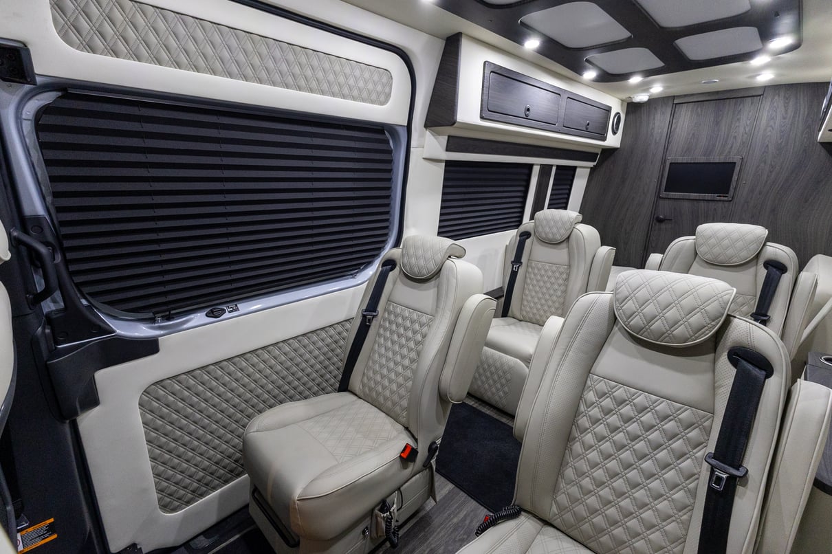 2026 OGV Luxury Coach gallery image-21