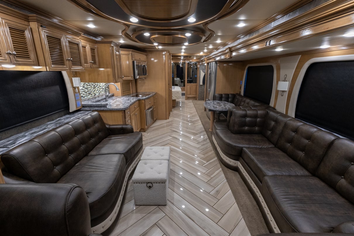 2015 Newmar Essex 4553 gallery image-14
