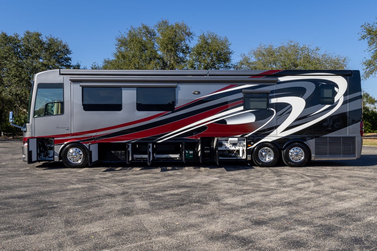 2015 Newmar Essex 4553 gallery image-32