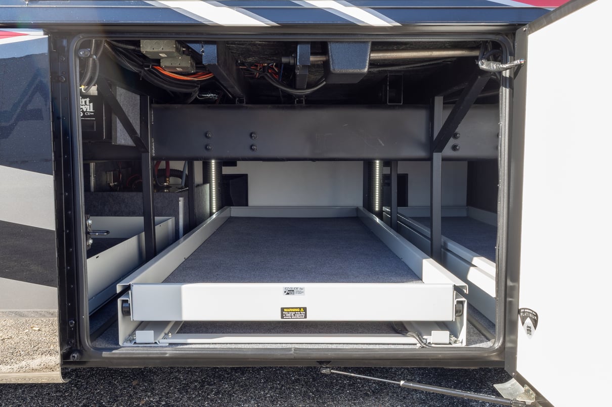 2015 Newmar Essex 4553 gallery image-37