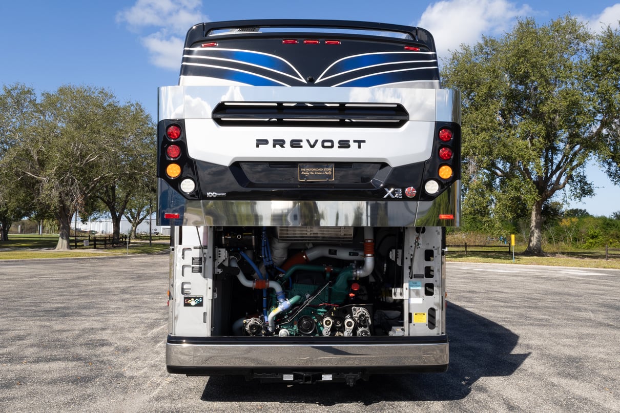2025 Prevost Epic X3 45 gallery image-40