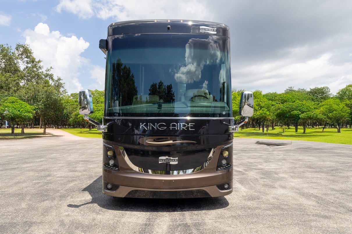2018 Newmar King Aire 4531 gallery image-12