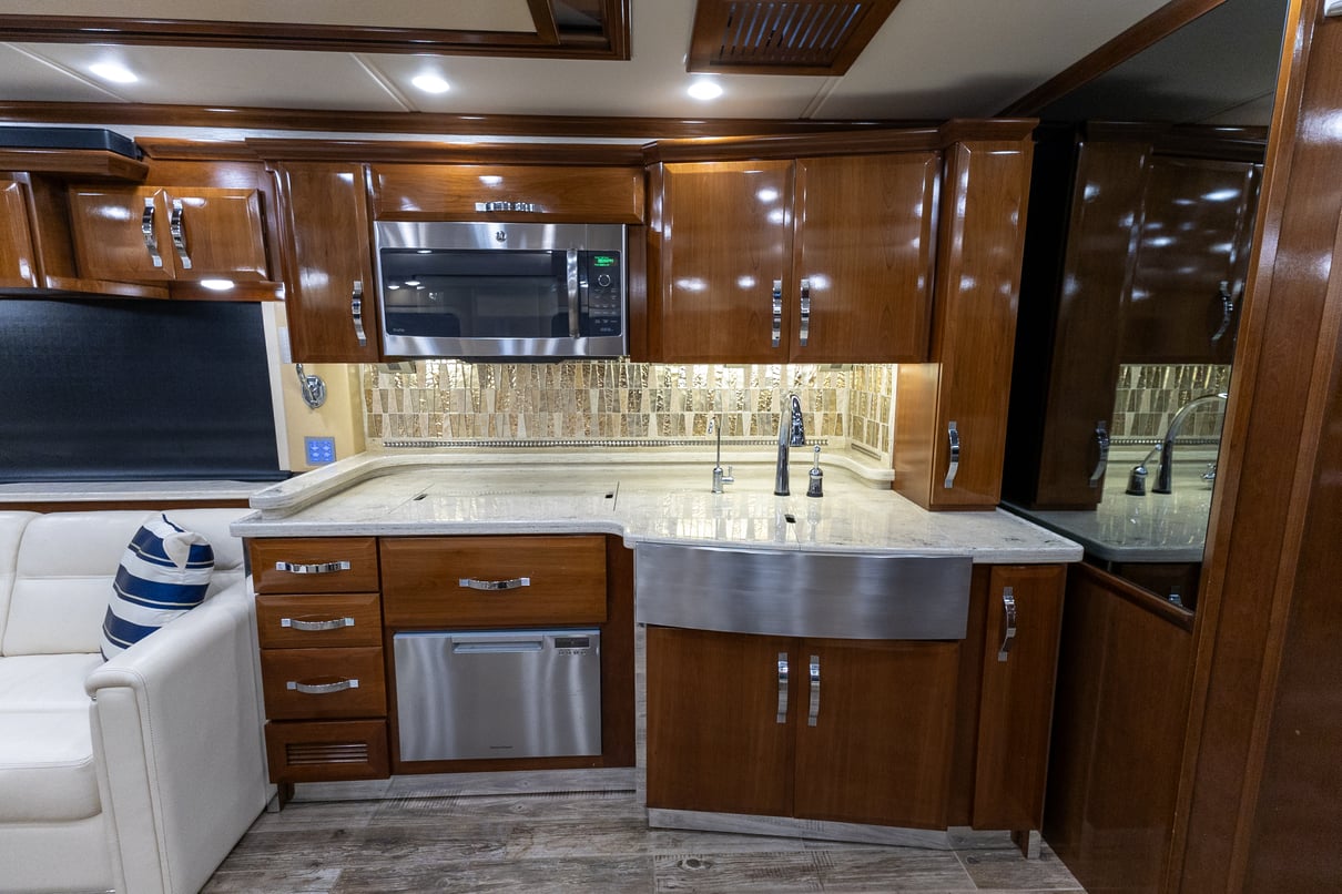 2018 Newmar King Aire 4531 gallery image-19