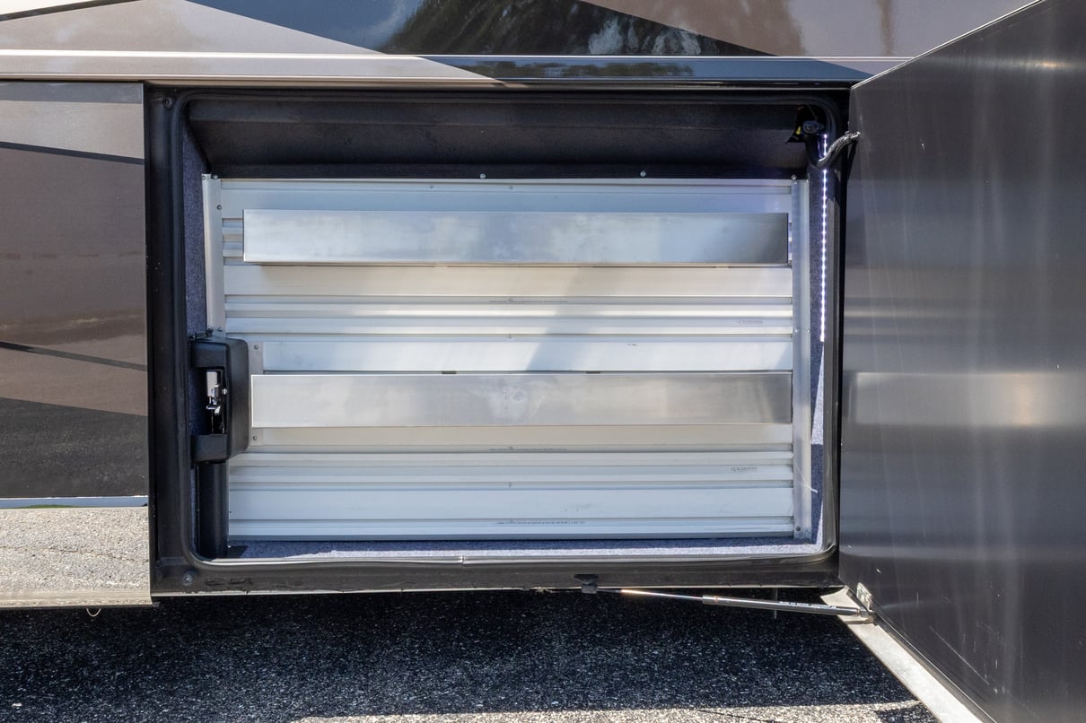 2018 Newmar King Aire 4531 gallery image-37