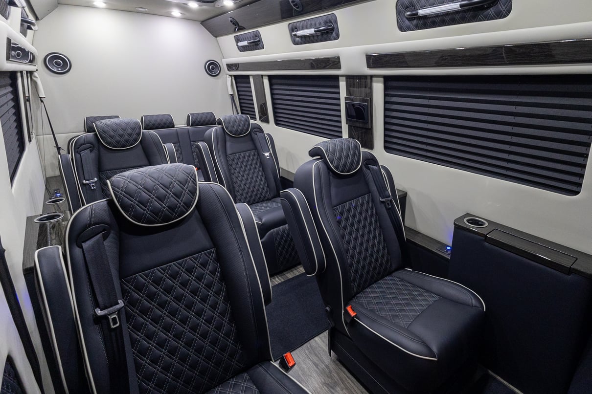 2026 OGV Luxury Coach gallery image-16