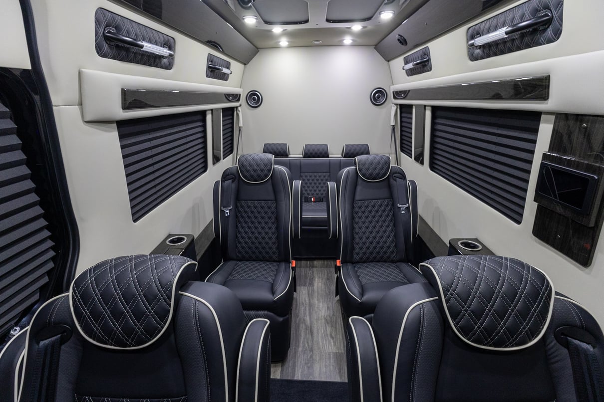 2026 OGV Luxury Coach gallery image-20