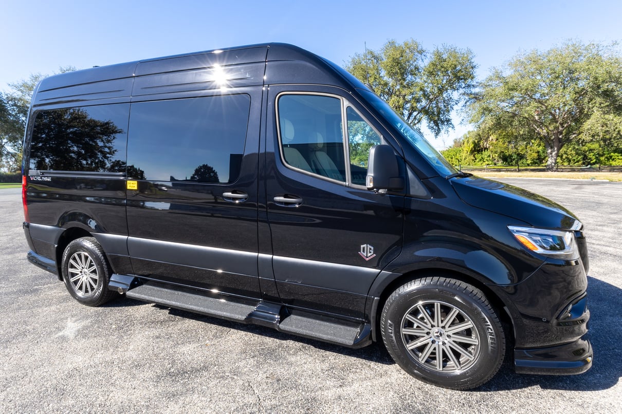 2026 OGV Luxury Coach gallery image-2