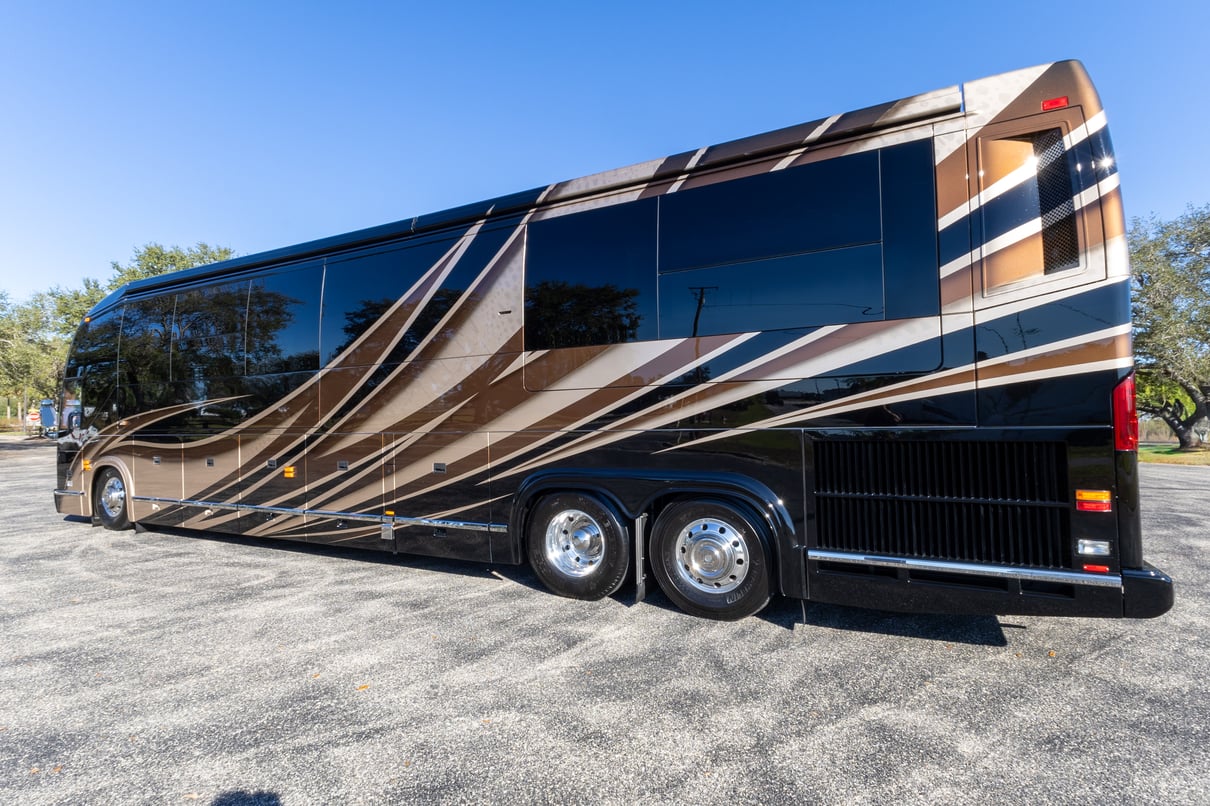 2018 Prevost Marathon H3 45 gallery image-8