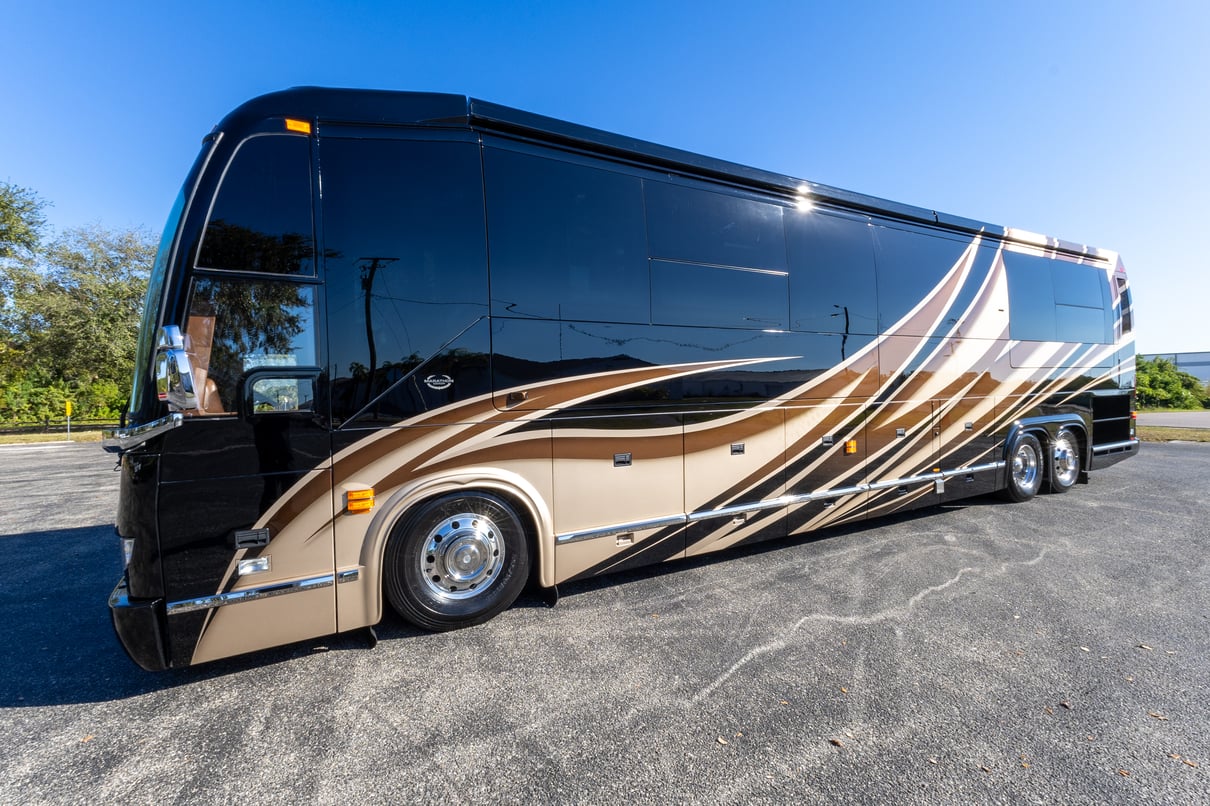 2018 Prevost Marathon H3 45 gallery image-10