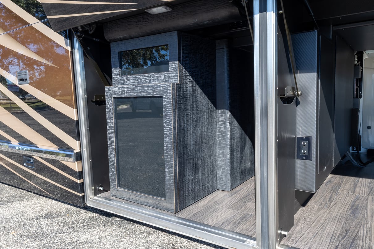 2018 Prevost Marathon H3 45 gallery image-36