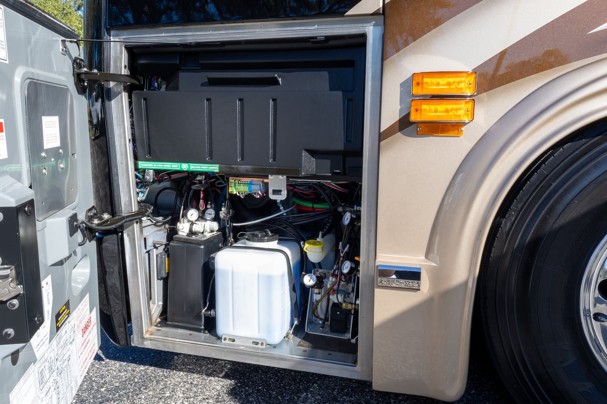 2018 Prevost Marathon H3 45 gallery image-39