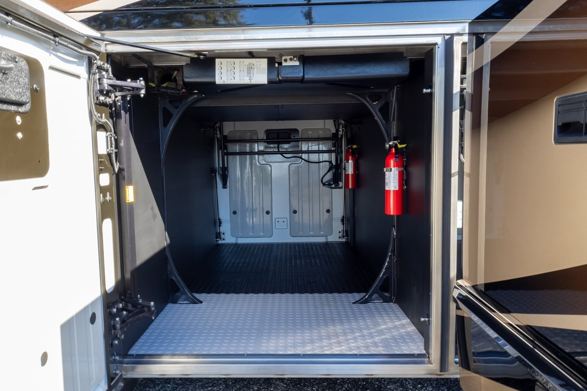 2018 Prevost Marathon H3 45 gallery image-40