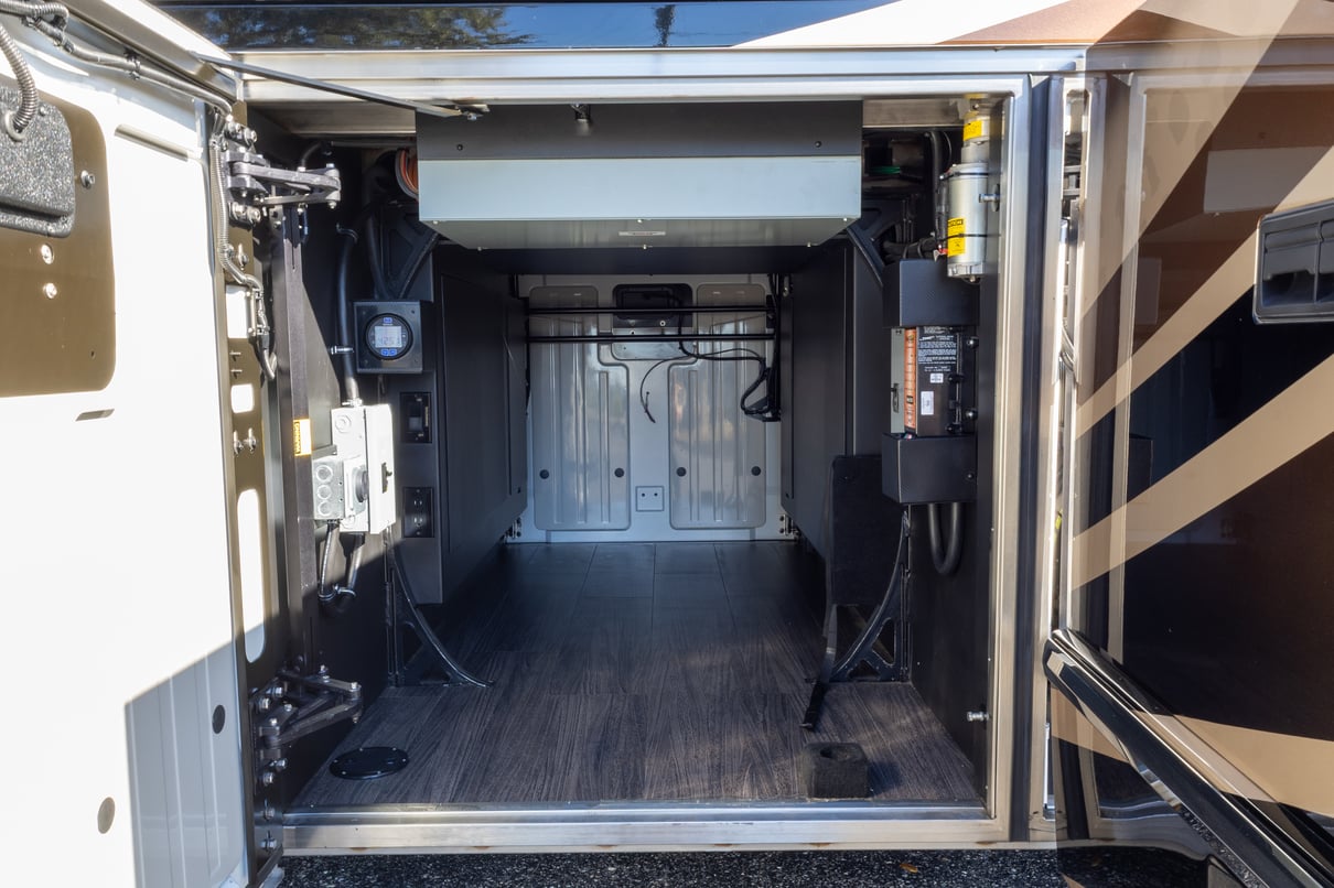 2018 Prevost Marathon H3 45 gallery image-41