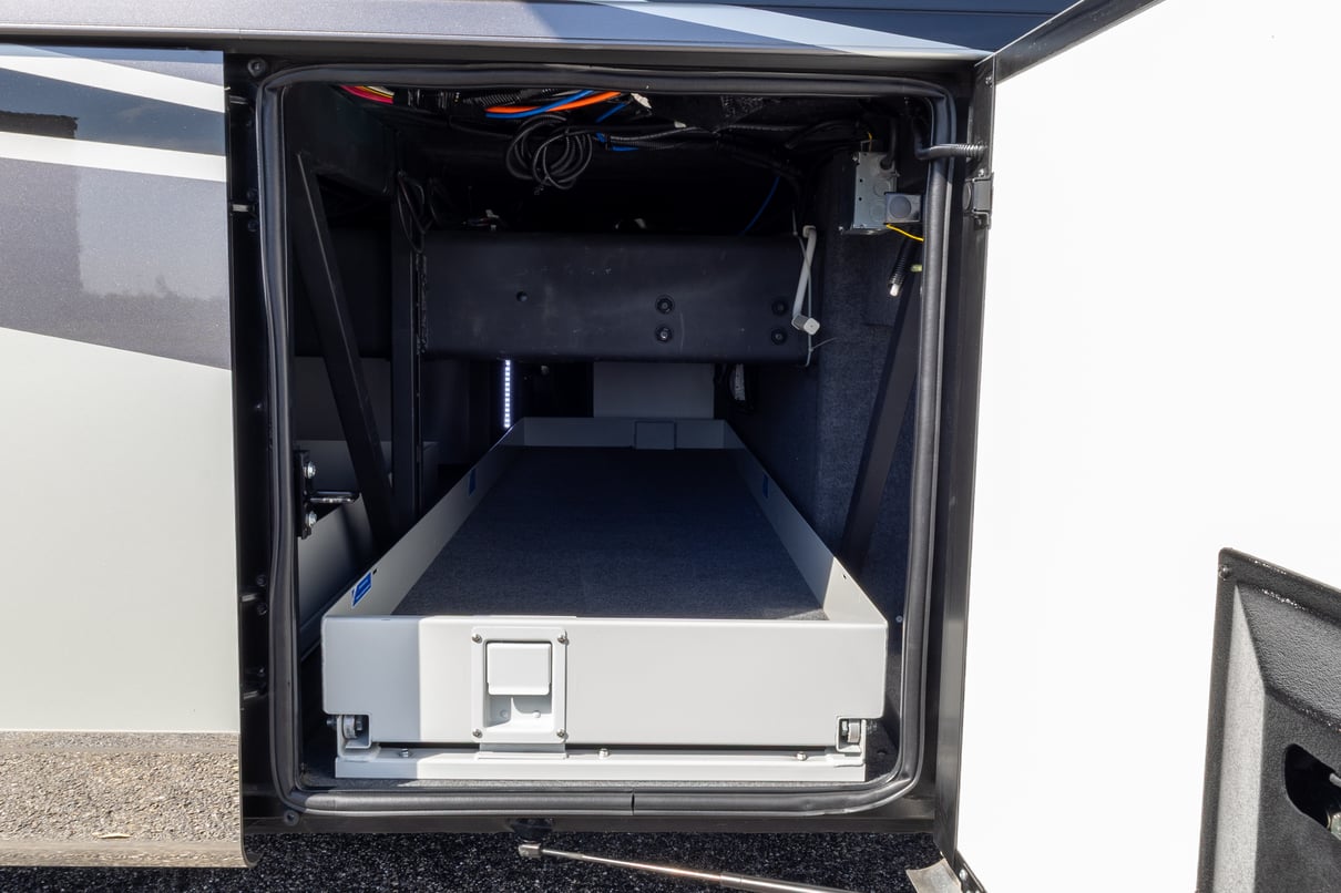 2023 Newmar Dutch Star 4370 gallery image-39